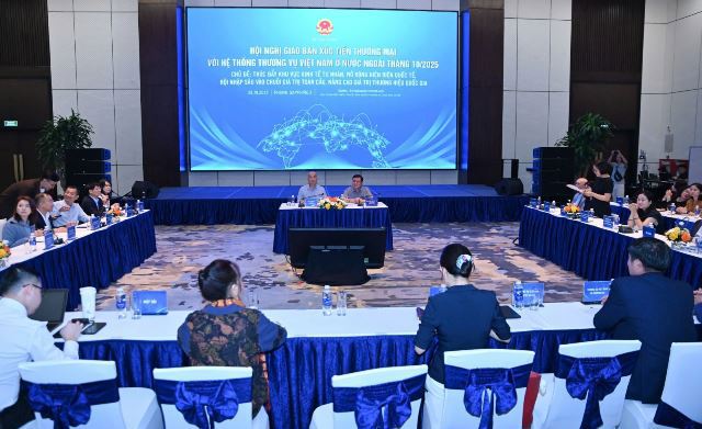 Hội nghị giao ban xúc tiến thương mại với hệ thống thương vụ Việt Nam ở nước ngoài: Thúc đẩy khu vực kinh tế tư nhân hội nhập sâu rộng