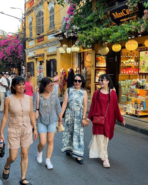 Niềm tin kinh doạnh cải thiện sau nửa năm, dù sức ép cạnh tranh vẫn rất lớn
