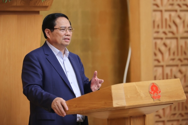 Thủ tướng: Việc giải quyết thủ tục cho người dân, doanh nghiệp phải đặt lên hàng đầu