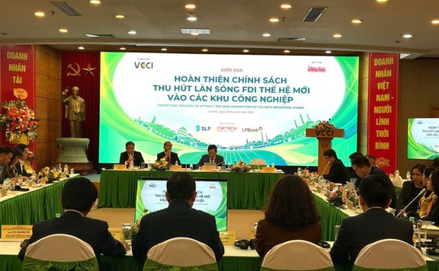 Không thể trông vào nhan công giá rẻ, Việt Nam càn đổi mới chính sách FDI