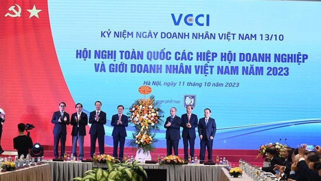 Hội nghị với các Hiệp hội doanh nghiệp toàn quốc năm 2024 và Kỷ niệm ngày Doanh nhân Việt Nam (13-10)