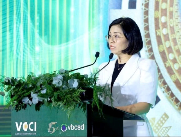 Những nút thắt kìm chân doanh nghiệp chuyển đổi xanh