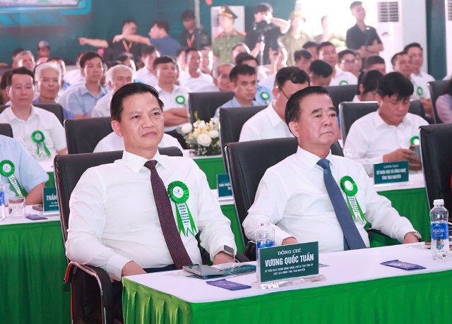 Khởi công khu công nghiệp 2.486 tỷ đồng nhân dịp 81 năm cách mạng tháng Tám