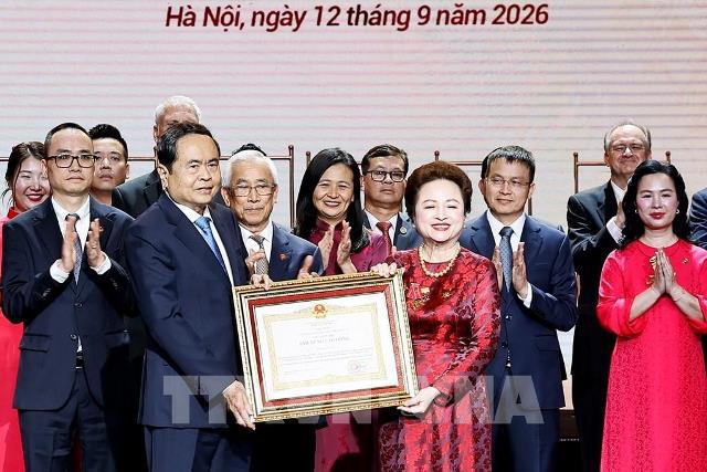 Xứng đáng là doanh nhân, doanh nghiệp tiên phong trên chặng đường mới