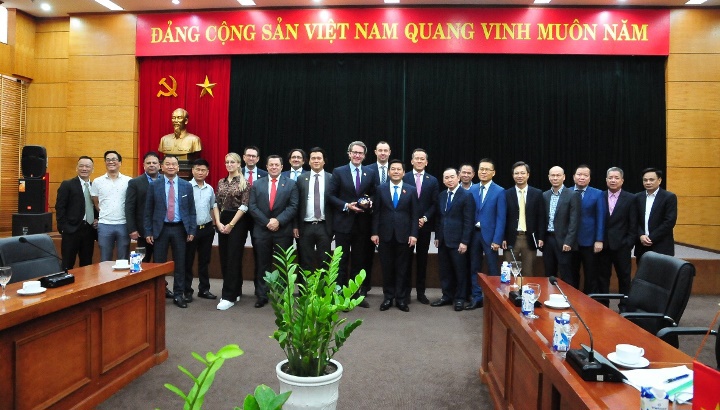 Thúc đẩy hợp tác thương mại, đầu tư giữa doanh nghiệp Việt Nam – Đức